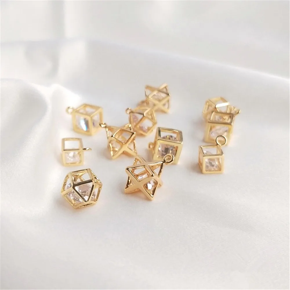 14K Gold Filled Zircon crystal three-dimensional square pendant smart pendant DIY earpiece necklace pendant
14K Gold Filled Zircon crystal three-dimensional square pendant smart pendant DIY earpiece necklace pendant