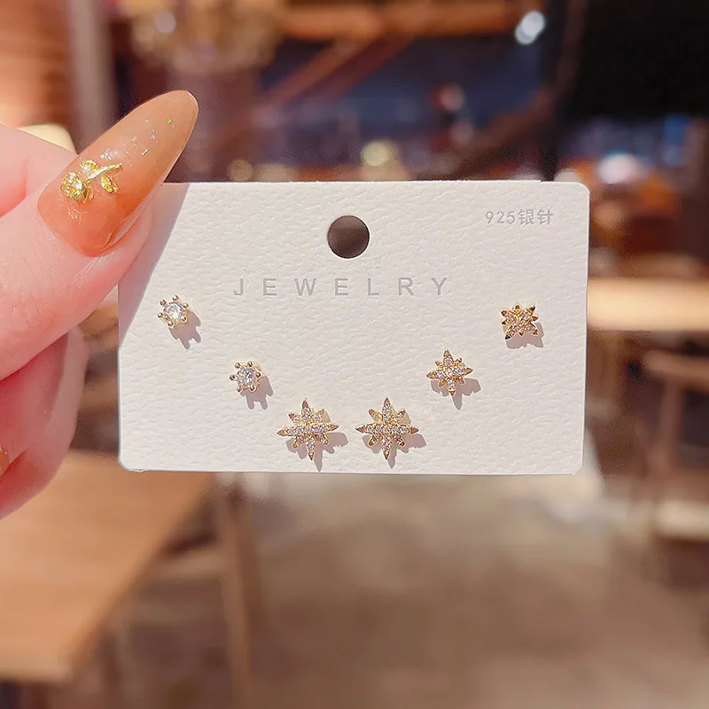 New snowflake needle zircon earrings female 6-piece set trend simple small six-pointed star earrings fine beauty jewelry
New snowflake needle zircon earrings female 6-piece set trend simple small six-pointed star earrings fine beauty jewelry