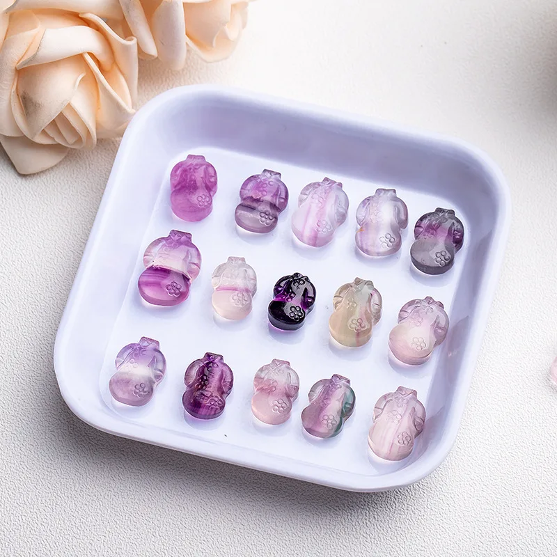 Натуральный цвет Красочные Флюорит Подвески милые резные Cheongsam одежда целебная чакра аксессуары ювелирные изделия цвет случайный
Натуральный цвет Красочные Флюорит Подвески милые резные Cheongsam одежда целебная чакра аксессуары ювелирные изделия цвет случайный