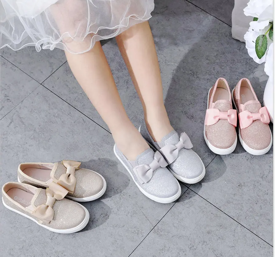 2020 New Kids Children Girls Running Sneakers Sport Shoes Non-slip Children Girls Fashion Sandals Multicolor Princess Sandals 
2020 New Kids Children Girls Running Sneakers Sport Shoes Non-slip Children Girls Fashion Sandals Multicolor Princess Sandals