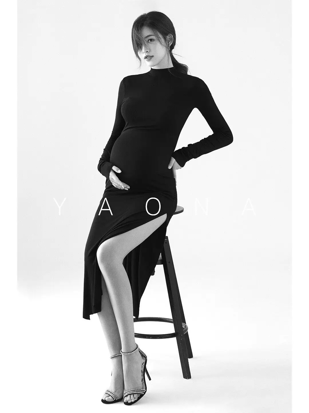 New Black Sexy Maternity Dresses Photography Props Split Side Long Pregnancy Clothes Photo Shoot For Pregnant Women Dress 2021
New Black Sexy Maternity Dresses Photography Props Split Side Long Pregnancy Clothes Photo Shoot For Pregnant Women Dress 2021