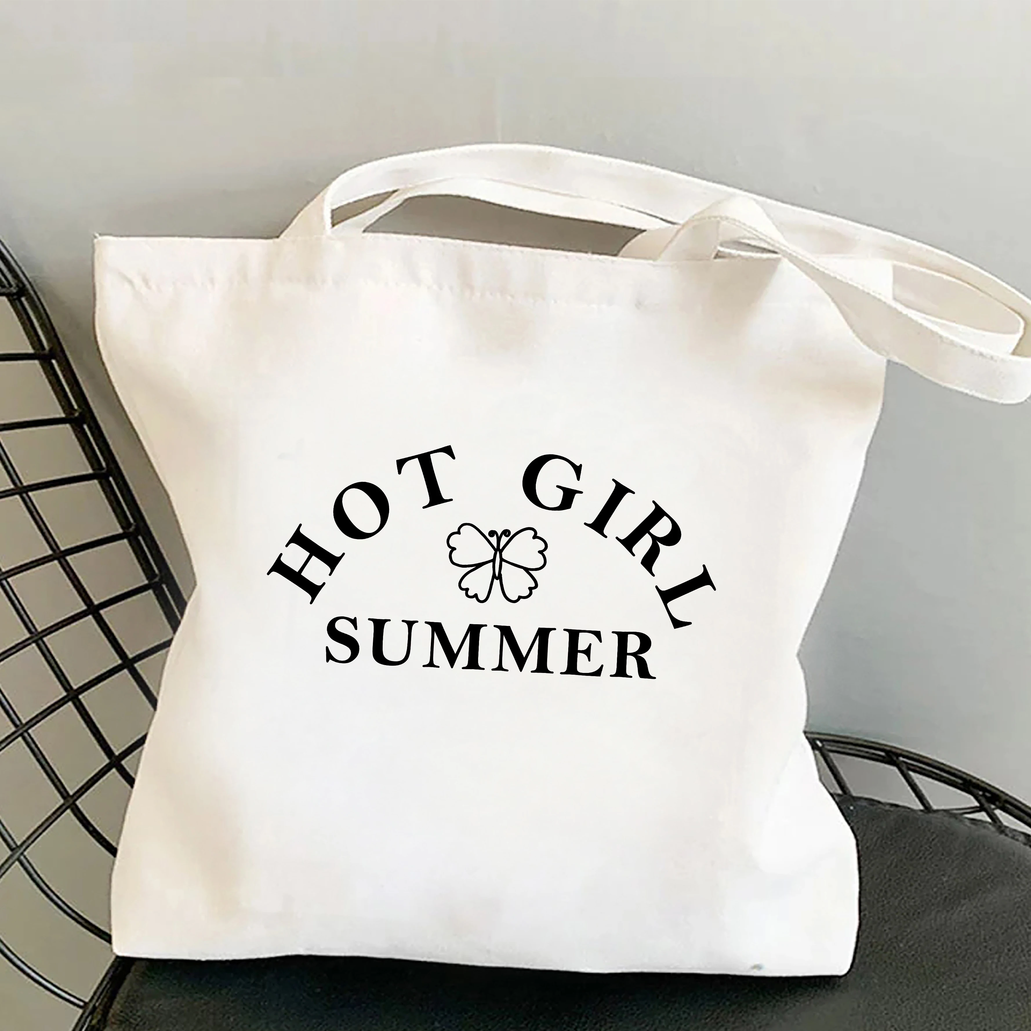 Hot Girl Summer tote bag Fashion Letter Print Women Shoulder bag White canvas Shoppers bag for lady Teacher
Hot Girl Summer tote bag Fashion Letter Print Women Shoulder bag White canvas Shoppers bag for lady Teacher