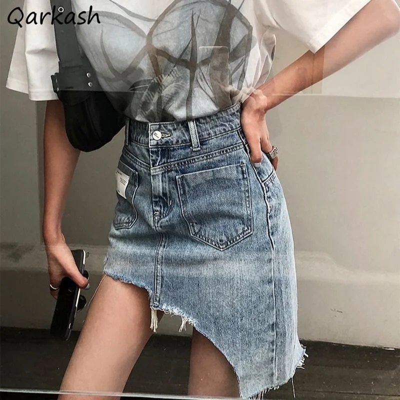 Skirts Women New Designers Vintage Retro Asymmetrical Sexy Streetwear Club Party High Waist All-match Female Girls Fashion Chic
Skirts Women New Designers Vintage Retro Asymmetrical Sexy Streetwear Club Party High Waist All-match Female Girls Fashion Chic