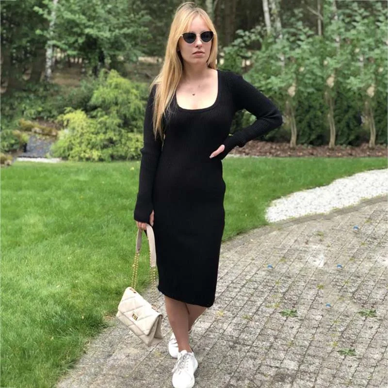 New Women Dress Night Club Backless Straps Party Dresses Holiday Sleeveless Women's Dresses Vocation Style Office Female Robe
New Women Dress Night Club Backless Straps Party Dresses Holiday Sleeveless Women's Dresses Vocation Style Office Female Robe
