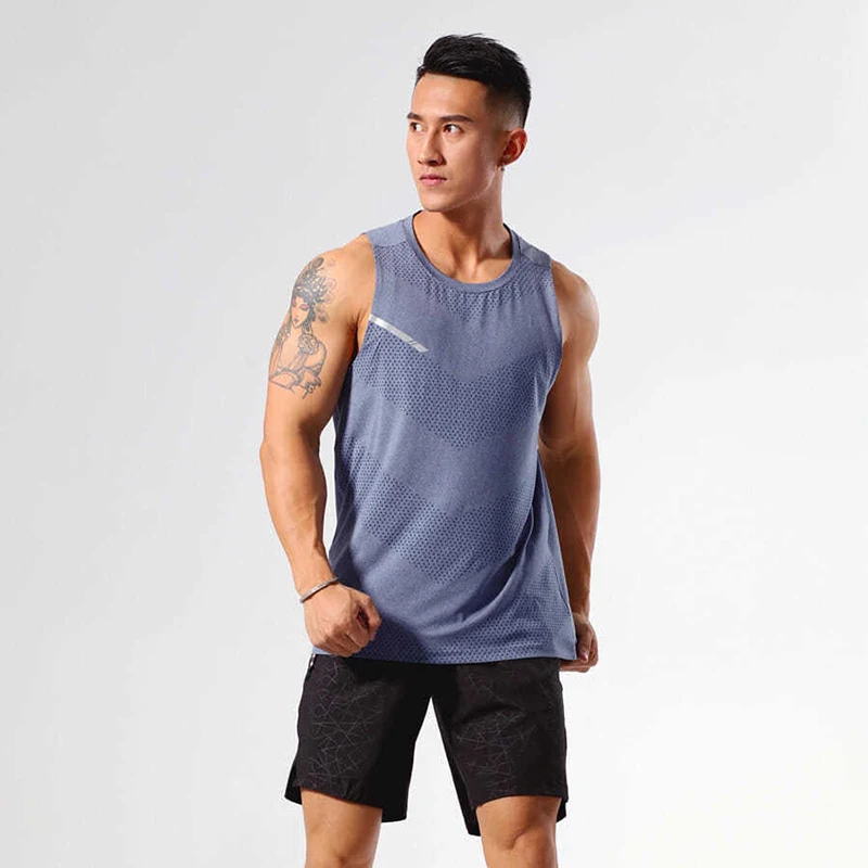 2020 new summer sportswear men's quick-drying breathable top fitness running loose large size sleeveless round neck vest
2020 new summer sportswear men's quick-drying breathable top fitness running loose large size sleeveless round neck vest