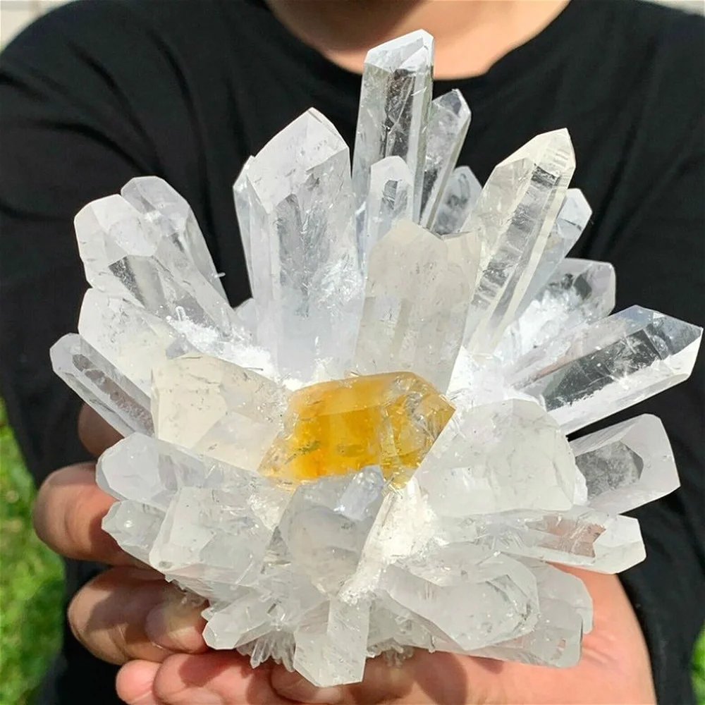 300g-600g Natural White Yellow Crystal Cluster Reiki Healing Feng Shui Decoration Gift 1PC 
300g-600g Natural White Yellow Crystal Cluster Reiki Healing Feng Shui Decoration Gift 1PC