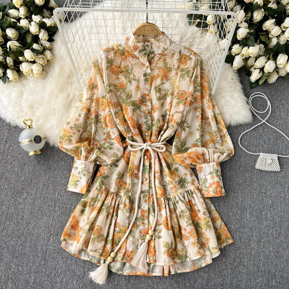 Autumn Vintage Women Yellow Floral Printed Dress Elegant Stand Collar Single Breasted Lantern Long Sleeve A-Line Vestidos New
Autumn Vintage Women Yellow Floral Printed Dress Elegant Stand Collar Single Breasted Lantern Long Sleeve A-Line Vestidos New