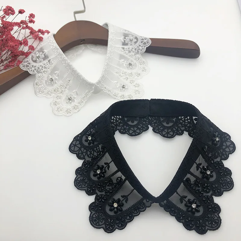 2021Blouse Detachable Shirt Collar Lace False Collar Sweet Hollow Scarf French Flower Neckline Fake Collar Scarf Around The Neck
2021Blouse Detachable Shirt Collar Lace False Collar Sweet Hollow Scarf French Flower Neckline Fake Collar Scarf Around The Neck