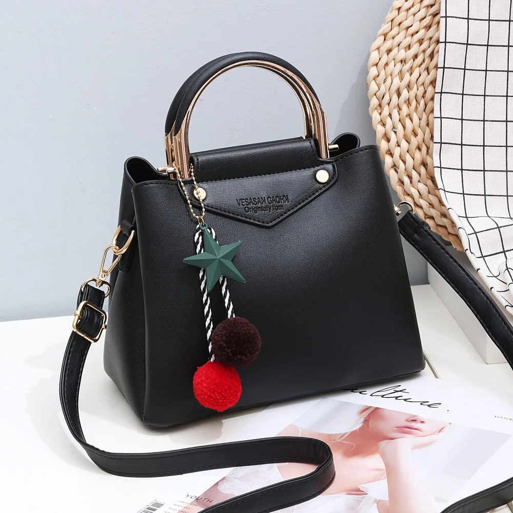 Women Handbags Five-pointed star hair ball pendant Bags Designer Crossbody Bags for Women Handbags High Quality PU Leather Tote
Women Handbags Five-pointed star hair ball pendant Bags Designer Crossbody Bags for Women Handbags High Quality PU Leather Tote