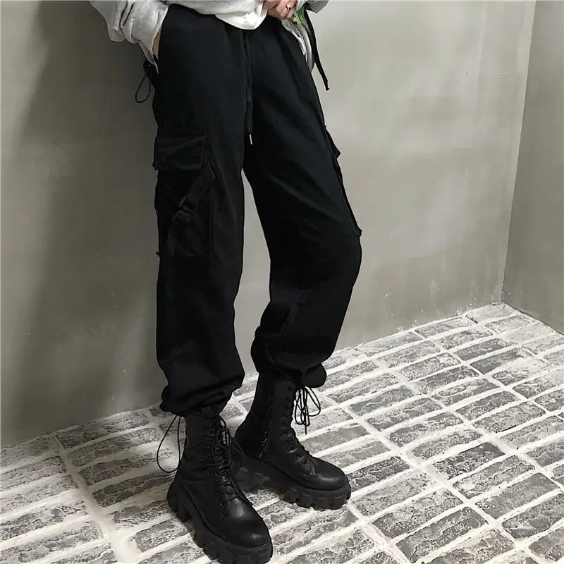 Gothic Harajuku Black Cargo Pants Women Drawstring Wide Leg Goth Hippie Streetwear Trousers Loose Female Baggy Fashion J124
Gothic Harajuku Black Cargo Pants Women Drawstring Wide Leg Goth Hippie Streetwear Trousers Loose Female Baggy Fashion J124