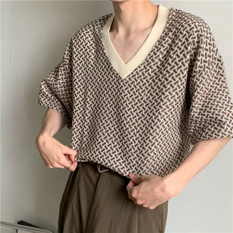 Plaid Full Print Oversized 3xl 2xl Summer V Neck Vintage Summer Short Sleeve Men T Shirt Korean Style Fashion Harajuku Loose New 
Plaid Full Print Oversized 3xl 2xl Summer V Neck Vintage Summer Short Sleeve Men T Shirt Korean Style Fashion Harajuku Loose New