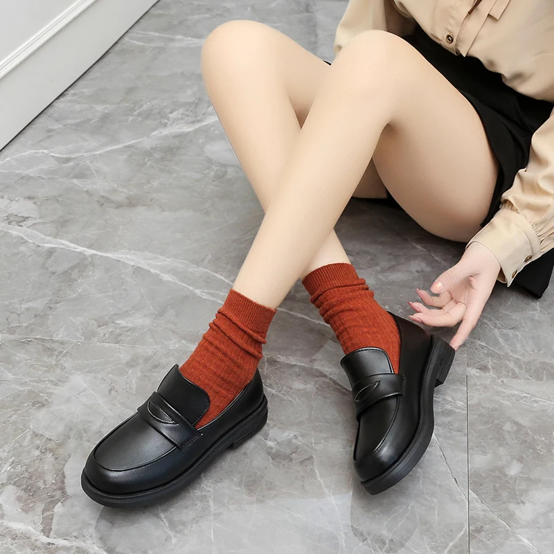 Casual British Style Oxford Shoes Autumn Fashion Brand Chain Women Slip On Loafers Shoes Flat Heel Women Flat Shoes Plus Size
Casual British Style Oxford Shoes Autumn Fashion Brand Chain Women Slip On Loafers Shoes Flat Heel Women Flat Shoes Plus Size