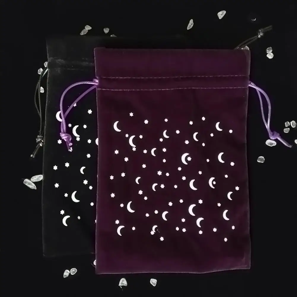 13x18cm Thick Velvet Tarot Storage Bag Star Moon Pattern Protective Card Board Game Embroidery Drawstring Bag Table Games
13x18cm Thick Velvet Tarot Storage Bag Star Moon Pattern Protective Card Board Game Embroidery Drawstring Bag Table Games