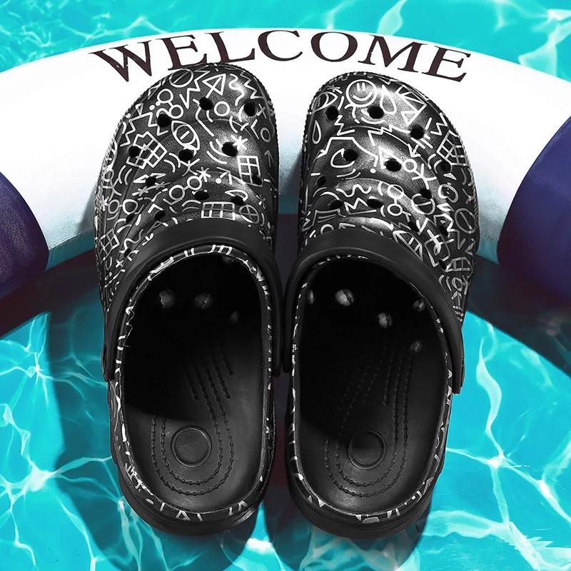 New summer men's headpiece hollow beach sandal big size soft soles men's outdoor two wear slippers summer sandals 45
New summer men's headpiece hollow beach sandal big size soft soles men's outdoor two wear slippers summer sandals 45