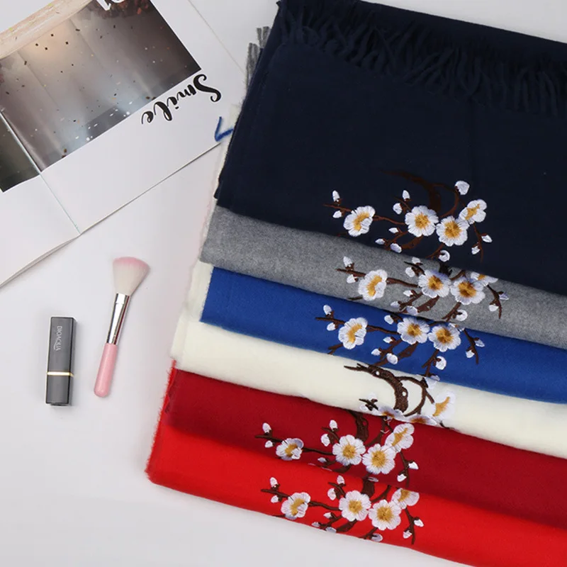 Autumn and Winter Cashmere Solid Color Tassel Chinese Style Scarf Joker Warm Cashmere Plum Embroidered Shawl
Autumn and Winter Cashmere Solid Color Tassel Chinese Style Scarf Joker Warm Cashmere Plum Embroidered Shawl