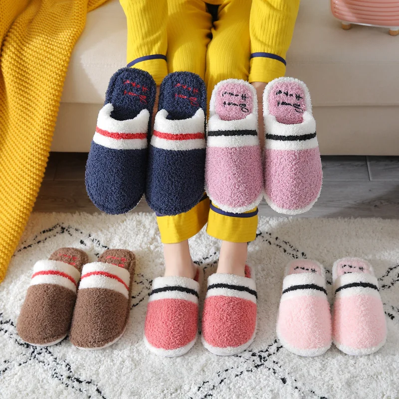New Autumn and Winter Plush Cotton Slippers for Women's Home Furnishing Fashion Hot Style Indoor Floor Warm Shoes for Men
New Autumn and Winter Plush Cotton Slippers for Women's Home Furnishing Fashion Hot Style Indoor Floor Warm Shoes for Men