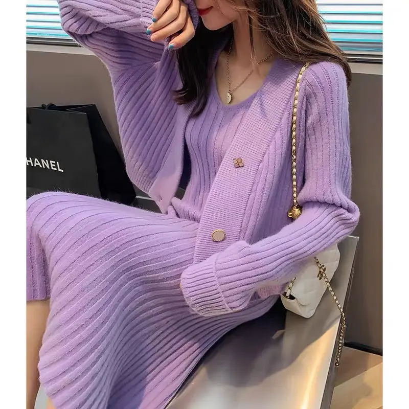 Sweater Women Autumn Dress Outfit Two-Piece Set Women Elegant Fashion Knitted Cardigan Sweater + V-Neck Jersey Dress Solid Color
Sweater Women Autumn Dress Outfit Two-Piece Set Women Elegant Fashion Knitted Cardigan Sweater + V-Neck Jersey Dress Solid Color