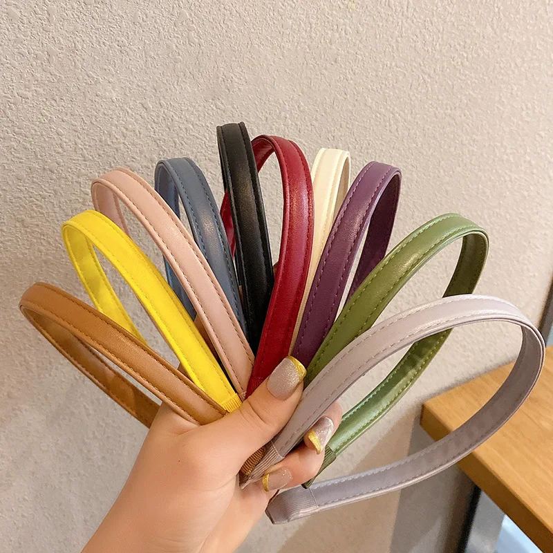 Women Headbands PU Leather Thin Hair Hoop Colorful Headband Makeup Bezel Female Hair Accessories Fashion Hairband Girls Headwear
Women Headbands PU Leather Thin Hair Hoop Colorful Headband Makeup Bezel Female Hair Accessories Fashion Hairband Girls Headwear