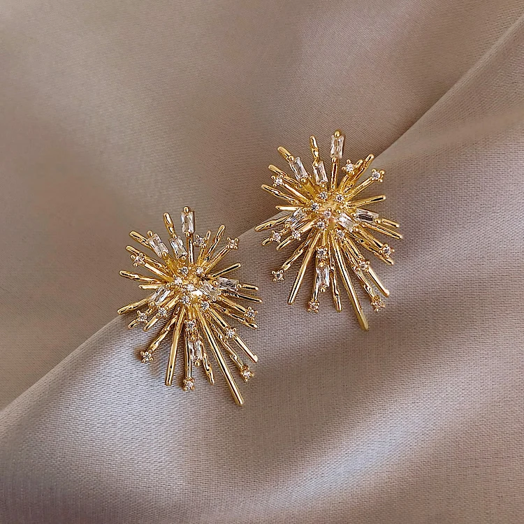 Korean New Design Hot Sale Fashion Jewelry Personality Firework flowers Earrings Metal Copper Inlaid Zircon Earrings for women
Korean New Design Hot Sale Fashion Jewelry Personality Firework flowers Earrings Metal Copper Inlaid Zircon Earrings for women