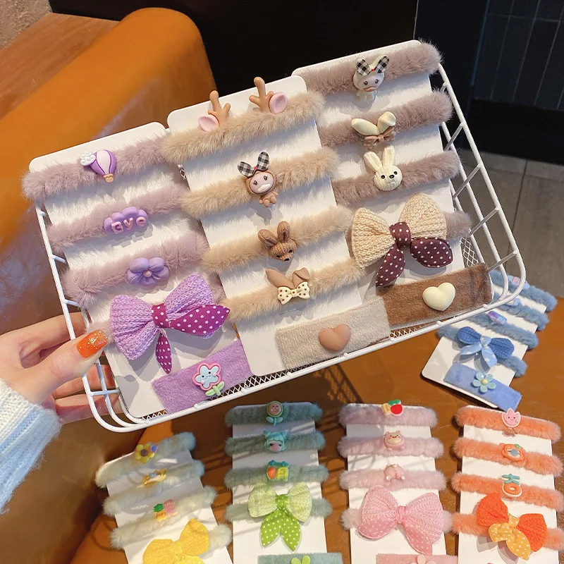 Cute Simple Children Plush Hair bands Cartoon Hair rope Autumn and Winter Furry Bow Head Rope Headwear Sweet Hair accessories
Cute Simple Children Plush Hair bands Cartoon Hair rope Autumn and Winter Furry Bow Head Rope Headwear Sweet Hair accessories
