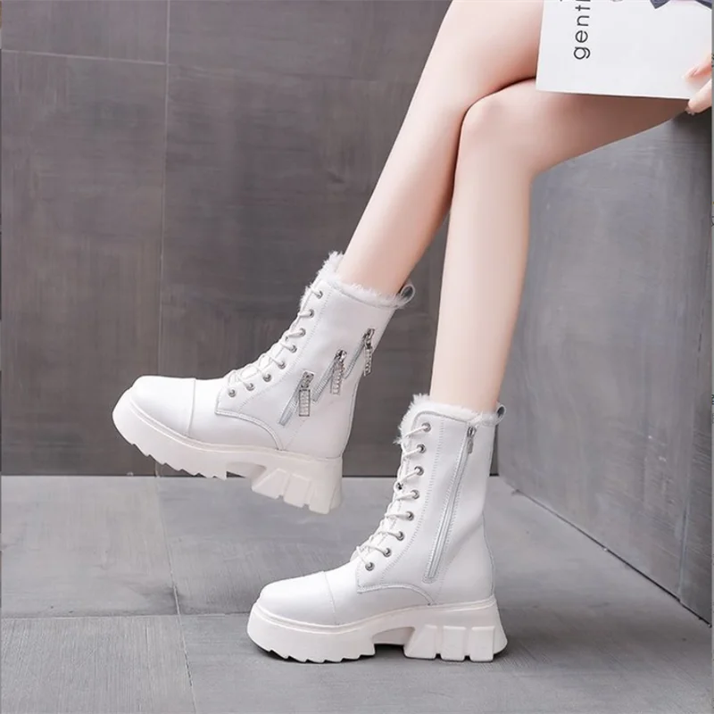 Snow boots women's shoes 2021 new Martin boots fall and winter versatile muffin bottom fashion warm Plush waterproof boots
Snow boots women's shoes 2021 new Martin boots fall and winter versatile muffin bottom fashion warm Plush waterproof boots