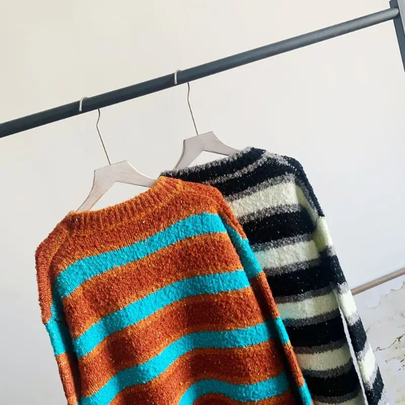 Juice Snow 2020 Autumn New Rendering Gradient Stripes Casual Loose Knit Round Neck Pullover Women
Juice Snow 2020 Autumn New Rendering Gradient Stripes Casual Loose Knit Round Neck Pullover Women