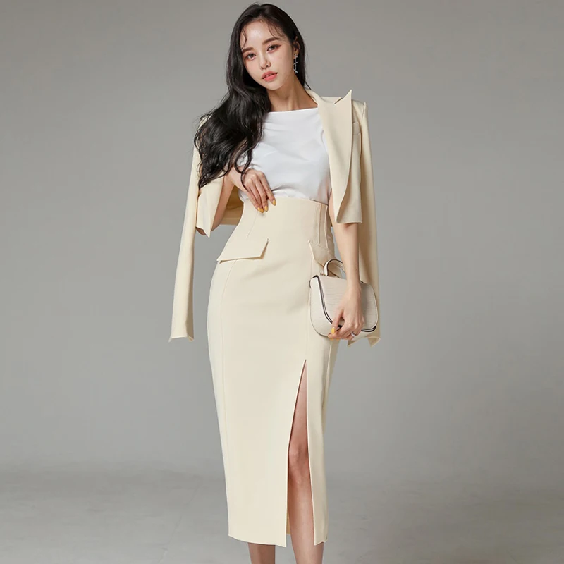 2021 Summer Ladies Work Business 3 Pieces Set Short Blazer+White Tees+High Waist Split Pencil Skirt Elegant Women's Skirt Suits
2021 Summer Ladies Work Business 3 Pieces Set Short Blazer+White Tees+High Waist Split Pencil Skirt Elegant Women's Skirt Suits