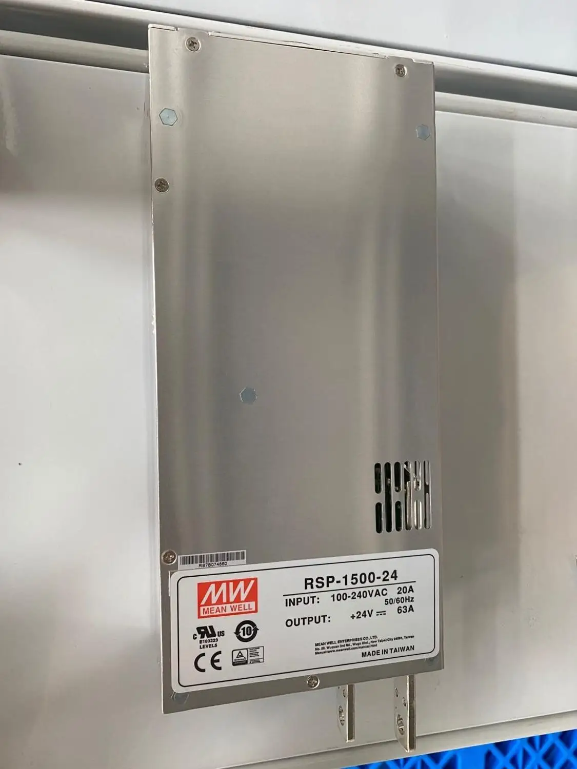 MEAN WELL RSP-1500-24Ajustable Parallel Switching Power Supply PFC SMPS 220V To 12V AC DC Transformer 1500W 15V 24V 48V Led Stri
MEAN WELL RSP-1500-24Ajustable Parallel Switching Power Supply PFC SMPS 220V To 12V AC DC Transformer 1500W 15V 24V 48V Led Stri