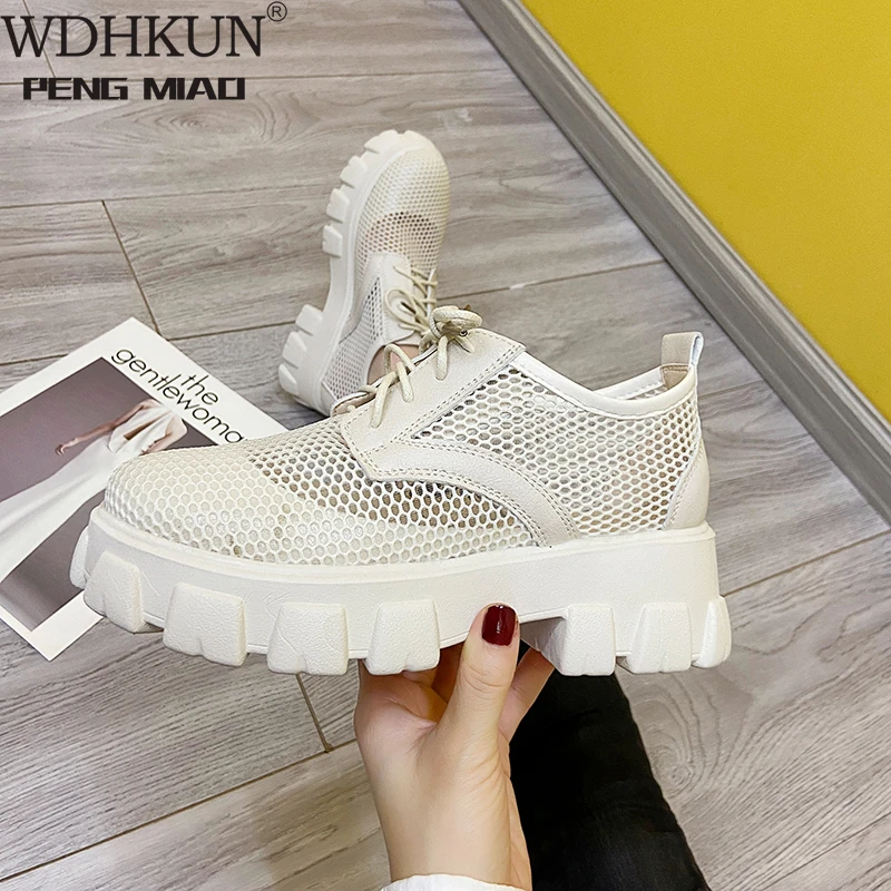 Women Patent Leather Shoes Platform Shoes Woman Casual Flats Lace Up Loafers Footwear Female Flat Oxford Leather Shoes Zapatos 2
Women Patent Leather Shoes Platform Shoes Woman Casual Flats Lace Up Loafers Footwear Female Flat Oxford Leather Shoes Zapatos 2