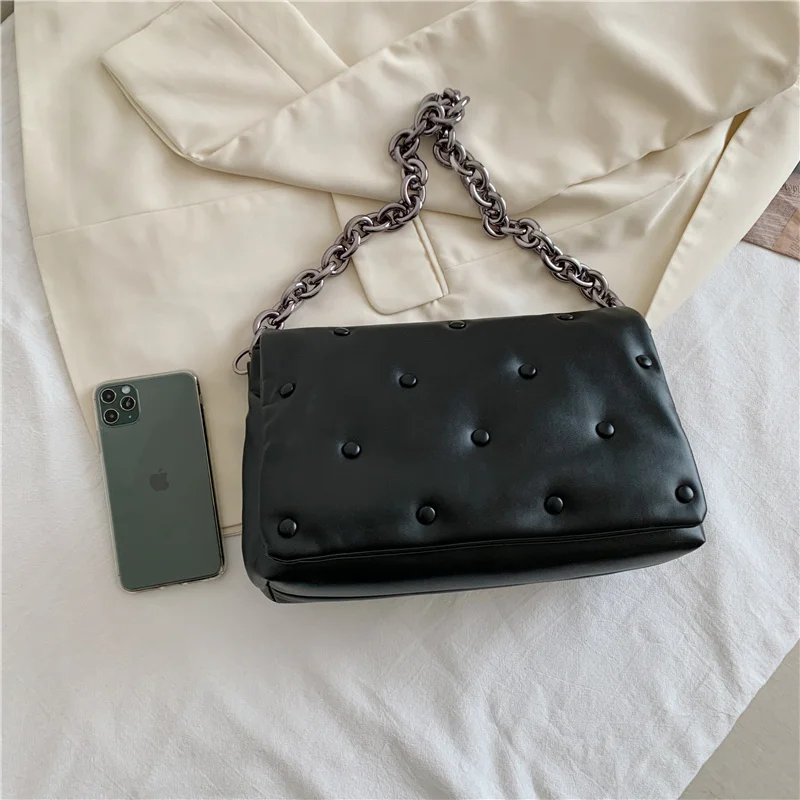 Chain Shoulder Bags for Women 2021 High Quality Soft PU Leather Large Capacity Luxury Fashion Casual Rivet Bag Black Canvas Blue
Chain Shoulder Bags for Women 2021 High Quality Soft PU Leather Large Capacity Luxury Fashion Casual Rivet Bag Black Canvas Blue