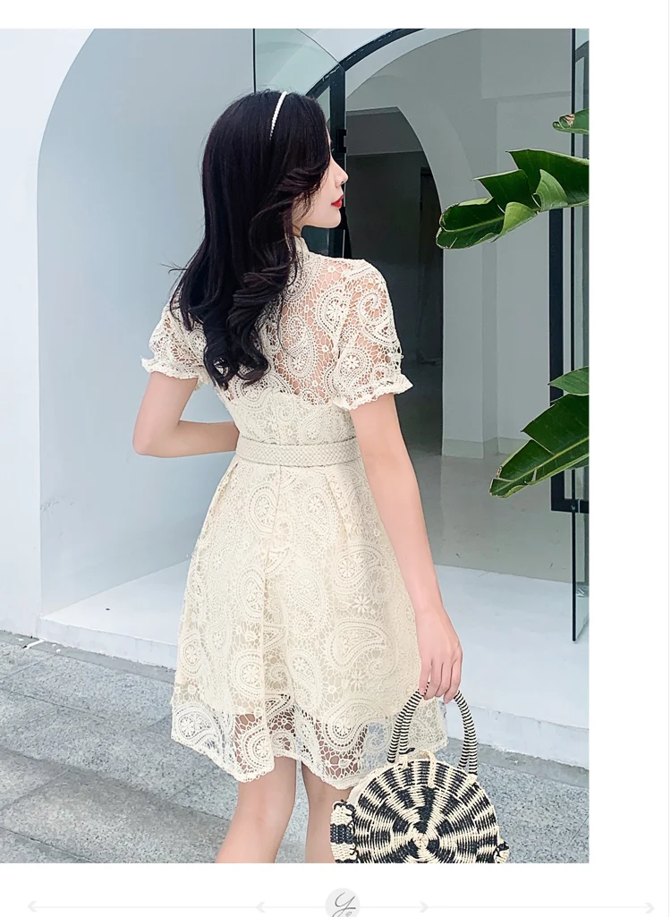 Fashion Runway Women Dress Summer 2020 New Lace Embroidery Hollow Out Casual Dress Elegant Short Sleeve Braided Belt Party Dress
Fashion Runway Women Dress Summer 2020 New Lace Embroidery Hollow Out Casual Dress Elegant Short Sleeve Braided Belt Party Dress