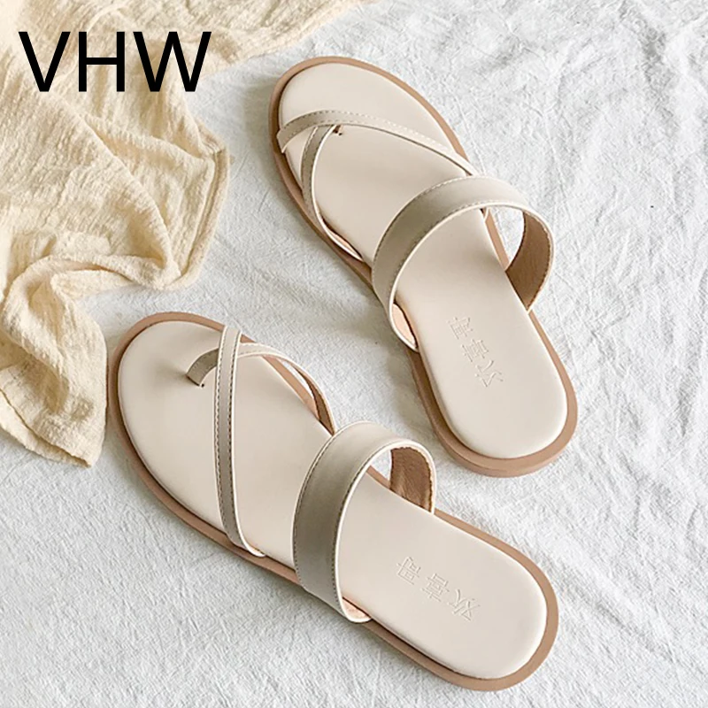 Women Flats Slippers 2021 Summer Outdoor Shoes Home Women Fashion Sandals Casual Beige Lightweight Beach Soft Sole Flip Flops
Women Flats Slippers 2021 Summer Outdoor Shoes Home Women Fashion Sandals Casual Beige Lightweight Beach Soft Sole Flip Flops