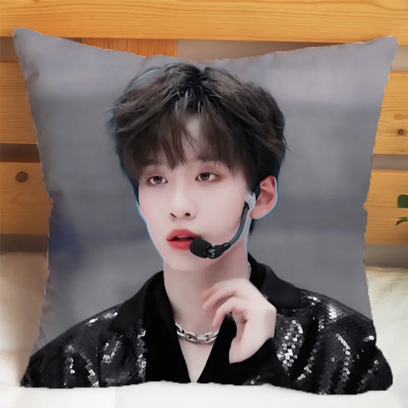 Двухсторонняя диванная подушка Yu Jingtian Tony, диванная подушка 35x35 см 45x45 см, домашний декор, китайская звезда
Двухсторонняя диванная подушка Yu Jingtian Tony, диванная подушка 35x35 см 45x45 см, домашний декор, китайская звезда