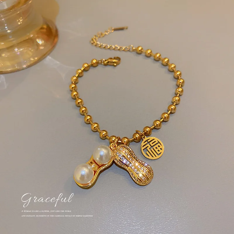 Korean Minority Design Girl Heart Girlfriends Diamond Studded Freshwater Pearl Peanut Blessing Bracelet
Korean Minority Design Girl Heart Girlfriends Diamond Studded Freshwater Pearl Peanut Blessing Bracelet