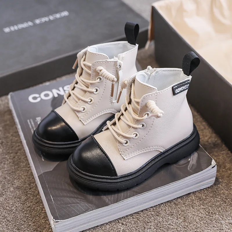 Детские Модные кожаные ботинки CAPSELLA для девочек и мальчиков, осенне-зимние ботинки с мягкой подошвой, детская обувь, кроссовки 26-36
Детские Модные кожаные ботинки CAPSELLA для девочек и мальчиков, осенне-зимние ботинки с мягкой подошвой, детская обувь, кроссовки 26-36