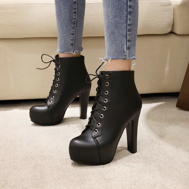 2020 new autumn and winter women's boots lace up short barrel Knight boots water platform thick high heels 
2020 new autumn and winter women's boots lace up short barrel Knight boots water platform thick high heels