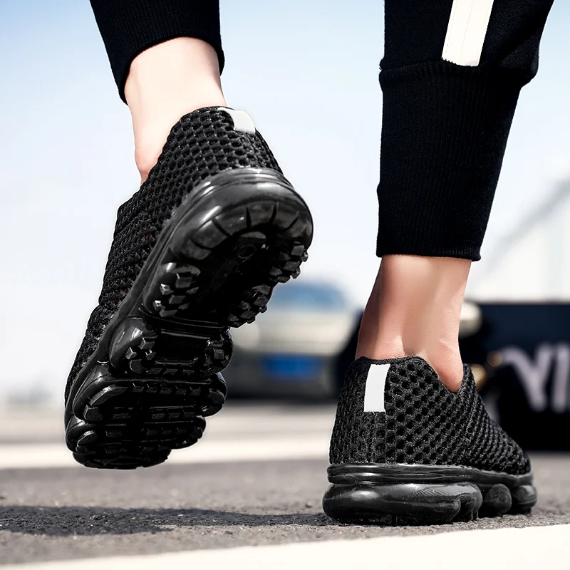 2020 new Spring Autumn Men Sneakers Lightweight Casual Shoes Men Slip On Walking Shoes Trainers Mesh Flat Homme Tenis Masculino
2020 new Spring Autumn Men Sneakers Lightweight Casual Shoes Men Slip On Walking Shoes Trainers Mesh Flat Homme Tenis Masculino