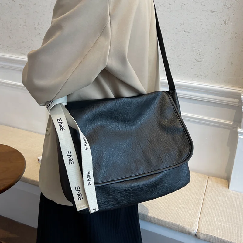 Texture PU Leather Shoulder Bags for Women 2021 New Designer Travel Handbag Large Soft Messenger Bag Ladies Black Crossbody Bag
Texture PU Leather Shoulder Bags for Women 2021 New Designer Travel Handbag Large Soft Messenger Bag Ladies Black Crossbody Bag