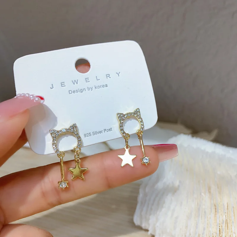 Korean 925 silver needle exquisite cat earrings for women fashion golden silver rhinestone women's party earrings jewelry gift
Korean 925 silver needle exquisite cat earrings for women fashion golden silver rhinestone women's party earrings jewelry gift
