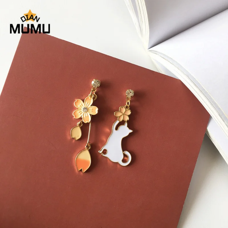 Silver Needle Personality Asymmetrical Playful Cat Flower Stud Earrings Aesthetic Petal Earring Ear Clip For Woman Jewelry Gifts
Silver Needle Personality Asymmetrical Playful Cat Flower Stud Earrings Aesthetic Petal Earring Ear Clip For Woman Jewelry Gifts