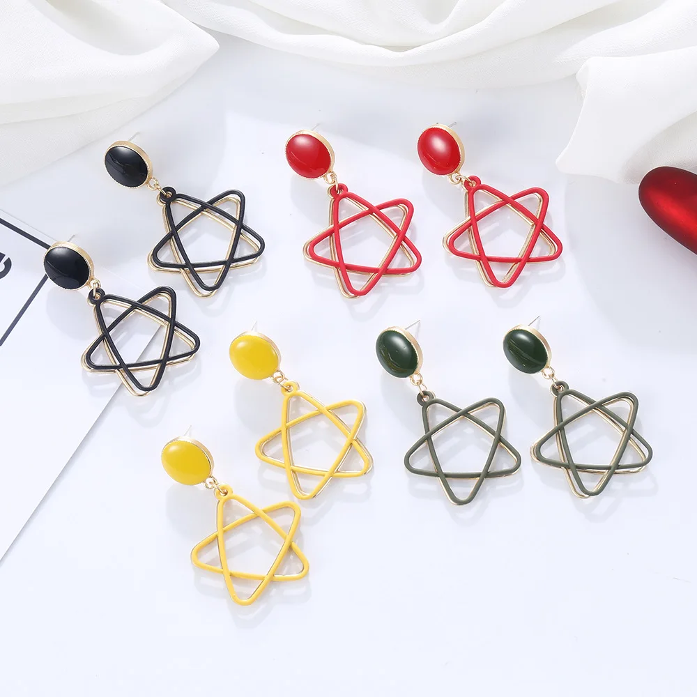 Temperament hollow five-pointed star pendant earrings fashion niche design earrings new earrings
Temperament hollow five-pointed star pendant earrings fashion niche design earrings new earrings