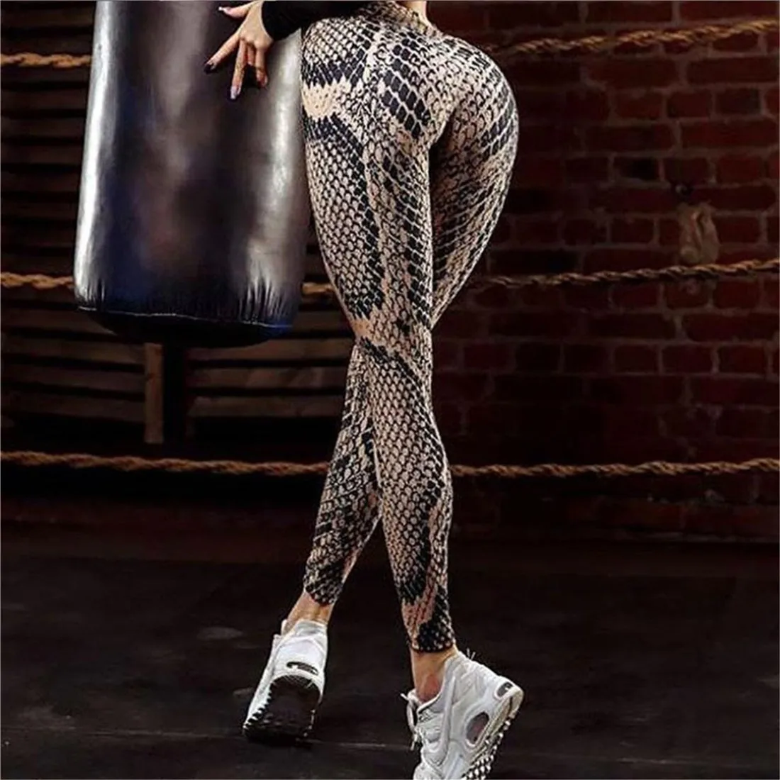 Yoga Pant Female Snakeskin Pattern Polyester Elastic Force Leggings New Style Women Workout Push Up Fashion Sexy Skinny Leggings
Yoga Pant Female Snakeskin Pattern Polyester Elastic Force Leggings New Style Women Workout Push Up Fashion Sexy Skinny Leggings