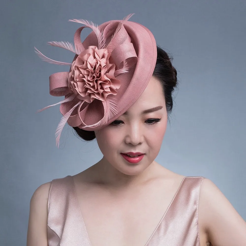 Women Chic Fascinator Hat Cocktail Wedding Party Church Headpiece kentucky Headwear Feather Hair Accessories Sinamay Fascinators
Women Chic Fascinator Hat Cocktail Wedding Party Church Headpiece kentucky Headwear Feather Hair Accessories Sinamay Fascinators