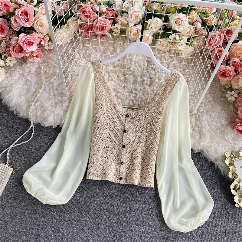 Vintage Hollow Out Blouse Women Elegant V-Neck Single Breasted Puff Long Sleeve Slim Short Tops Female Patchwork Shirt Fashion
Vintage Hollow Out Blouse Women Elegant V-Neck Single Breasted Puff Long Sleeve Slim Short Tops Female Patchwork Shirt Fashion