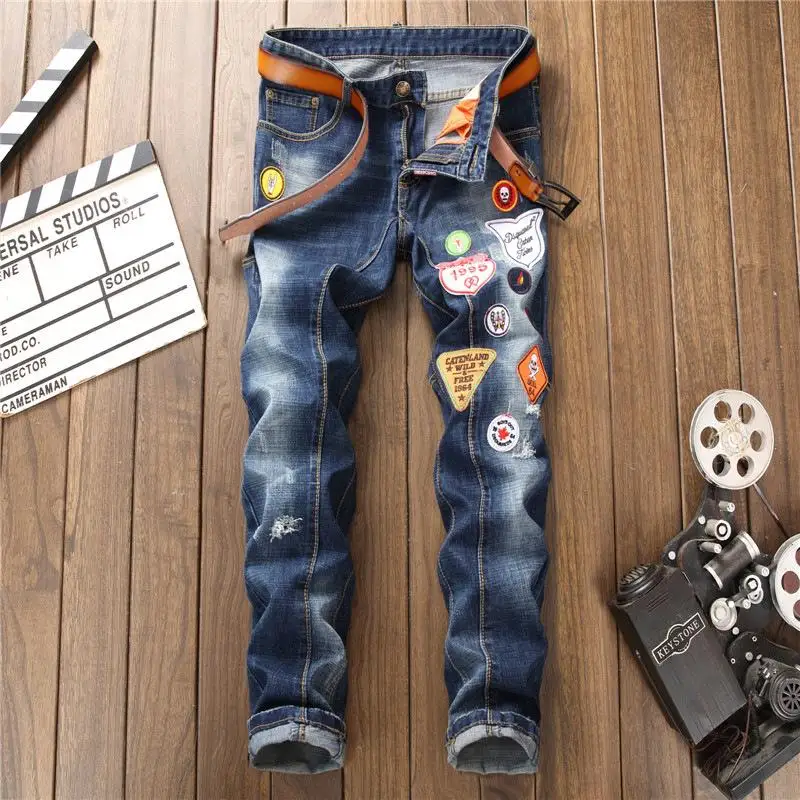 Новые мужские рваные джинсы, байкерские джинсы, дизайнерские мужские джинсы, уличная одежда, потертые Стрейчевые джинсы
Новые мужские рваные джинсы, байкерские джинсы, дизайнерские мужские джинсы, уличная одежда, потертые Стрейчевые джинсы