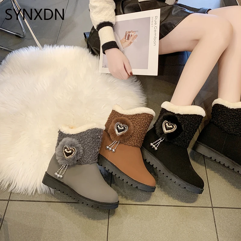 SYNXDN Women Snow Boots Flat Plush Non-slip Winter Botas Short Boots Solid Furry Female Shoes Buckle Tassel Non-slip Botines
SYNXDN Women Snow Boots Flat Plush Non-slip Winter Botas Short Boots Solid Furry Female Shoes Buckle Tassel Non-slip Botines