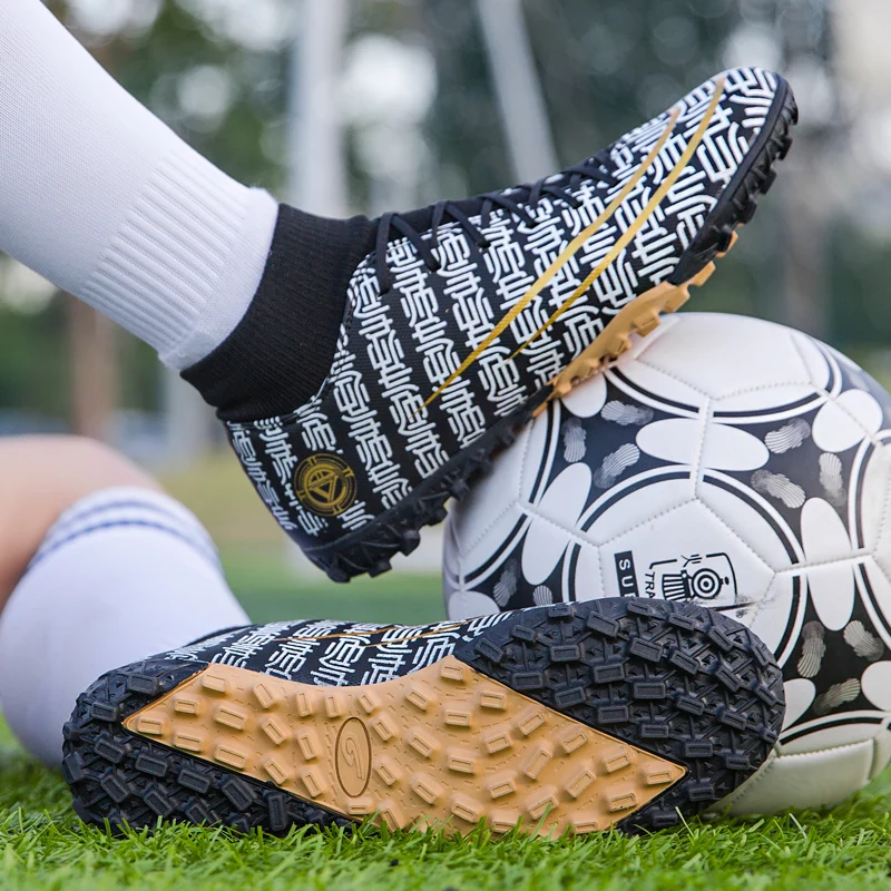 Men's TF sports shoes professional High-top sports shoes breathable high-top football shoes Football shoes Mens training shoe
Men's TF sports shoes professional High-top sports shoes breathable high-top football shoes Football shoes Mens training shoe