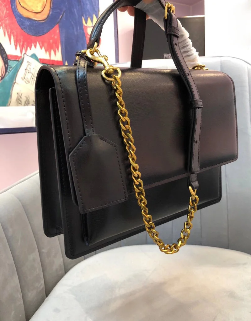 2021 fashion shoulder bag handbag briefcase fashion all-match simple atmosphere purses and handbags
2021 fashion shoulder bag handbag briefcase fashion all-match simple atmosphere purses and handbags