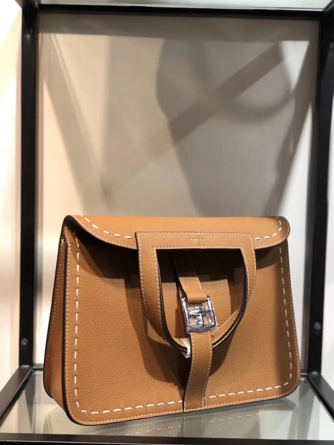 free shipping 2020 the new style fashion thread genuine cow leather women handbag one shoulder bag crossbody bag 28cm 4 color
free shipping 2020 the new style fashion thread genuine cow leather women handbag one shoulder bag crossbody bag 28cm 4 color