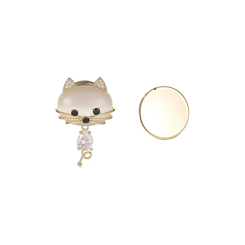 Lovely crystal cat magnet brooch suit shirt collar pin does not damage clothes cute animal brooches for women fashion jewelry
Lovely crystal cat magnet brooch suit shirt collar pin does not damage clothes cute animal brooches for women fashion jewelry